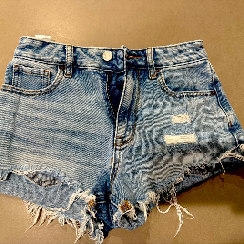 PacSun High Rise Festival shorts sz 23. Excellent condition.